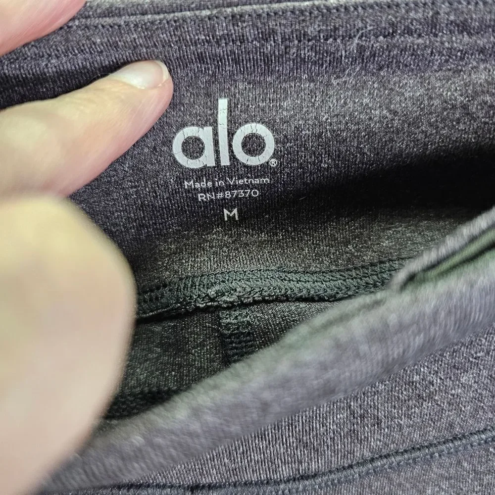 ALO Yoga this undertone